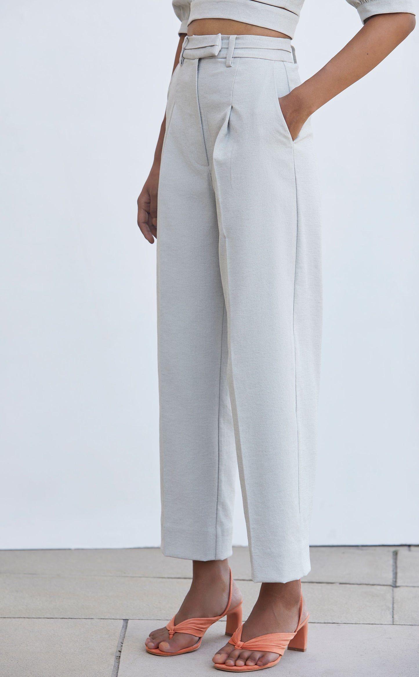 Linen Crop Trousers